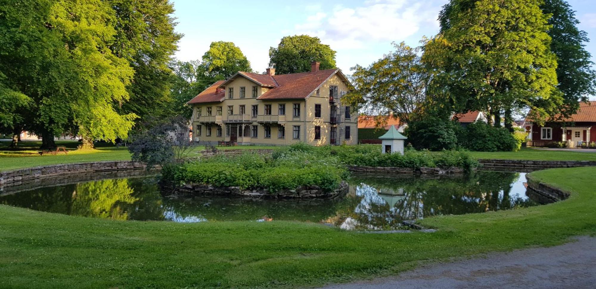 Moessebergs Vandrarhem Falköping Extérieur photo